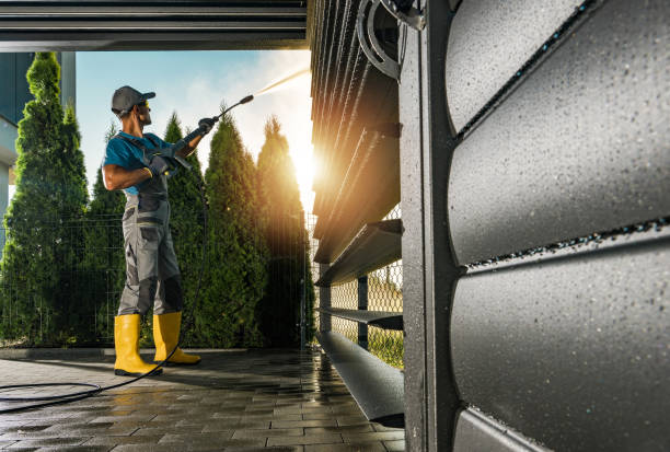 Best Gas Station Cleaning  in Lindsay, TX